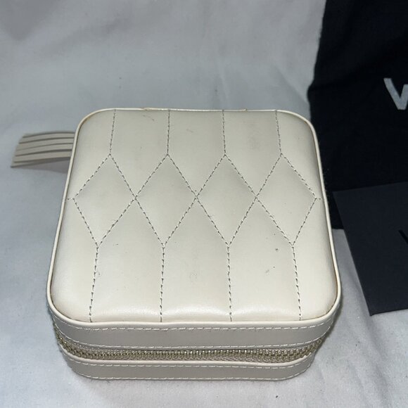 Vintage Lusterloc Wolf 1834 Ivory Quilted Leather Jewelry Box Bag & Pamphlet - Picture 9 of 11